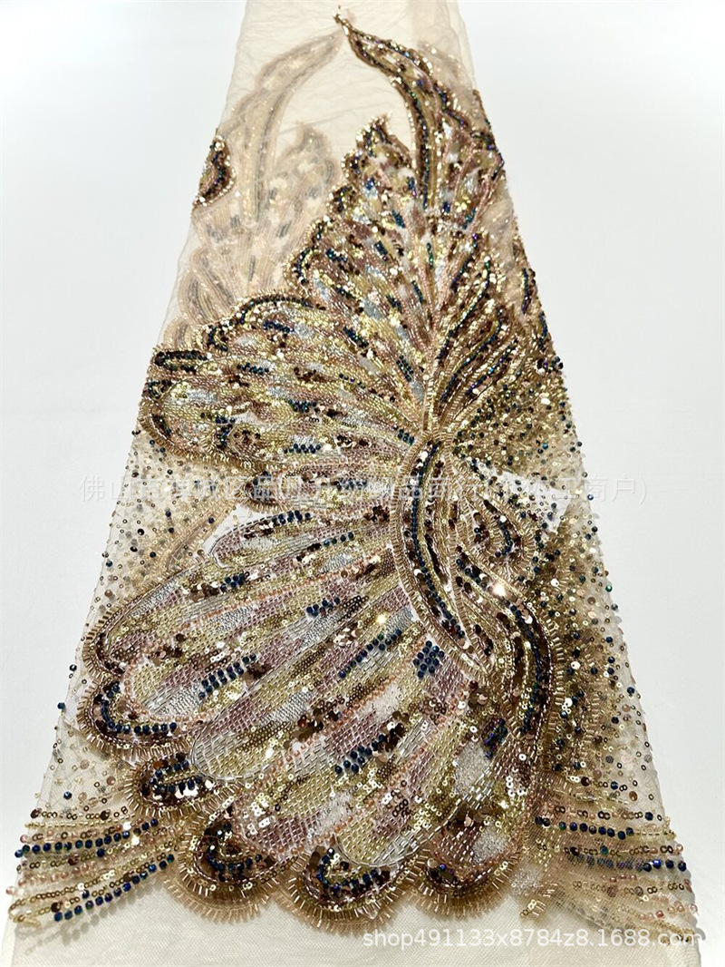 Plumas de anchoque unilaterales de malla de cuentas de clavos industriales pesadas bordadas a mano sequinilla tela de vestido de cola de pescado para la cena