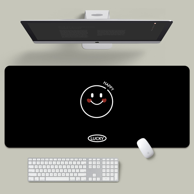 Original Smiley cara de gran tamaño alfombrilla de ratón Borde de bloqueo juego de oficina de dibujos animados teclado almohadilla de ordenador almohadilla de escritorio grande e-sports