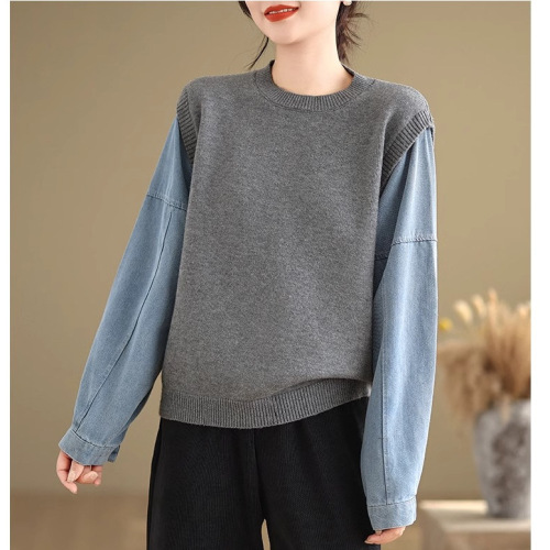 Lazy Gray Knitwear Design Pseudo-Single-Breasted Top for Women, Spring and Autumn, Denim-Sleeve Splicing Cardigan