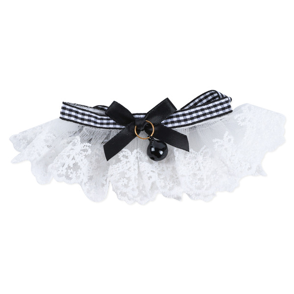 Eating bib with bow