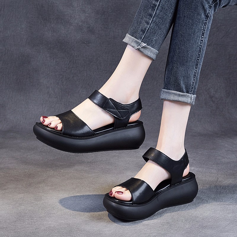 Ready Stock Wholesale] Korean Style Thick-Soled Fashionable One-Strap Sandals 2025 Summer New Mother's Shoes Soft-Soled Beach Shoes