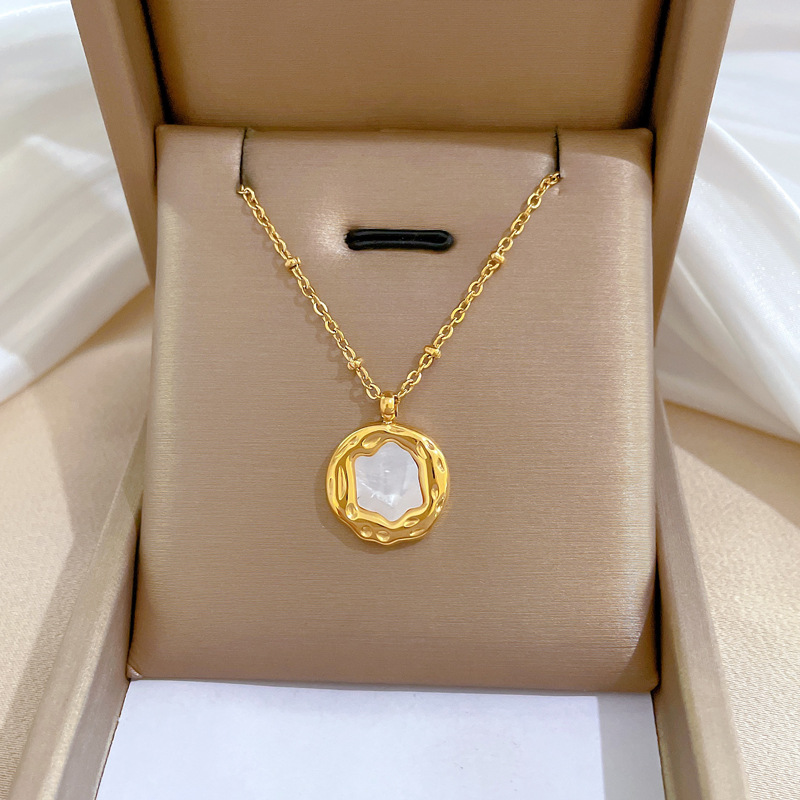 Minimalist Irregular Shell Necklace In Real Gold For Women_voghion.com