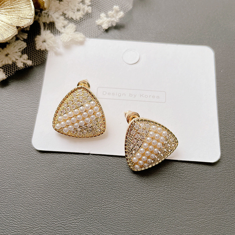 Boucles D&#39;oreilles Rétro Coeur Triangle Perle display picture 5