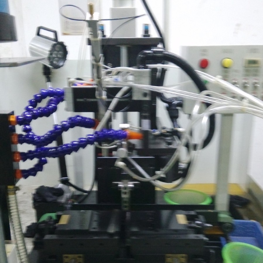 精密全自动切槽机轴铣扁机开槽机厂家非标智能专业非标定制