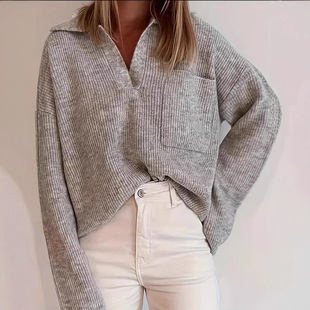 �羳�W���¿�Ů�b���e���ɼ�ɫ�ڴ�ë��