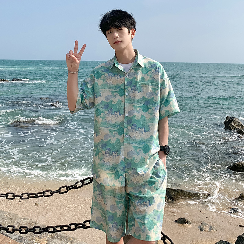 연한 초록색