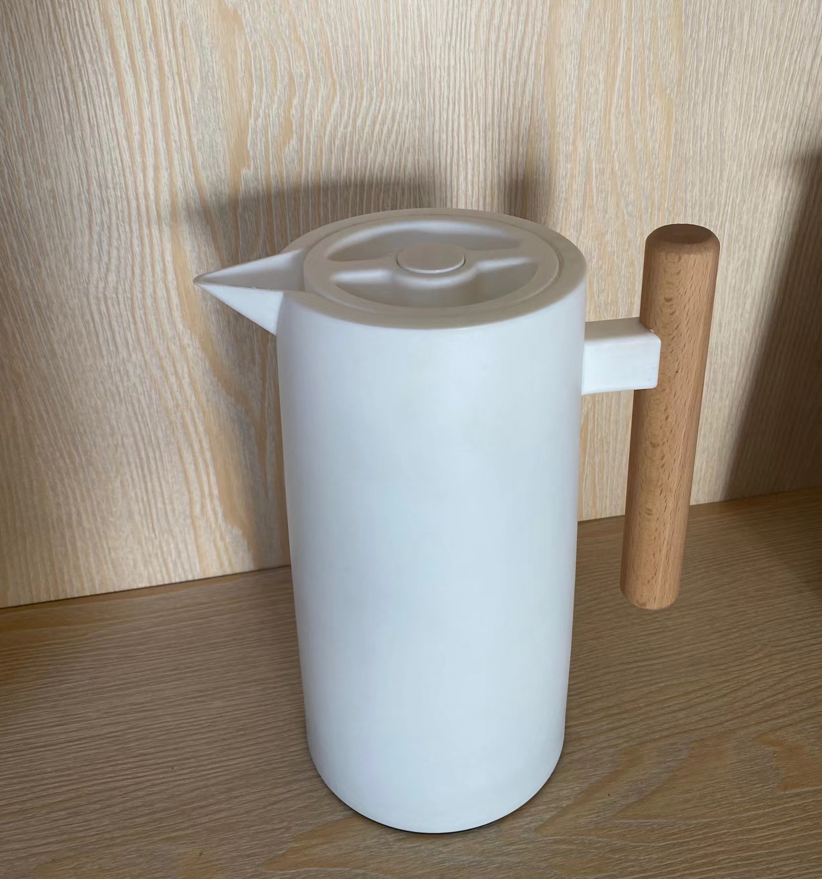 Hervidor térmico de estilo nórdico simple - Hogar y oficina, gran capacidad, carcasa de plástico, revestimiento de vidrio