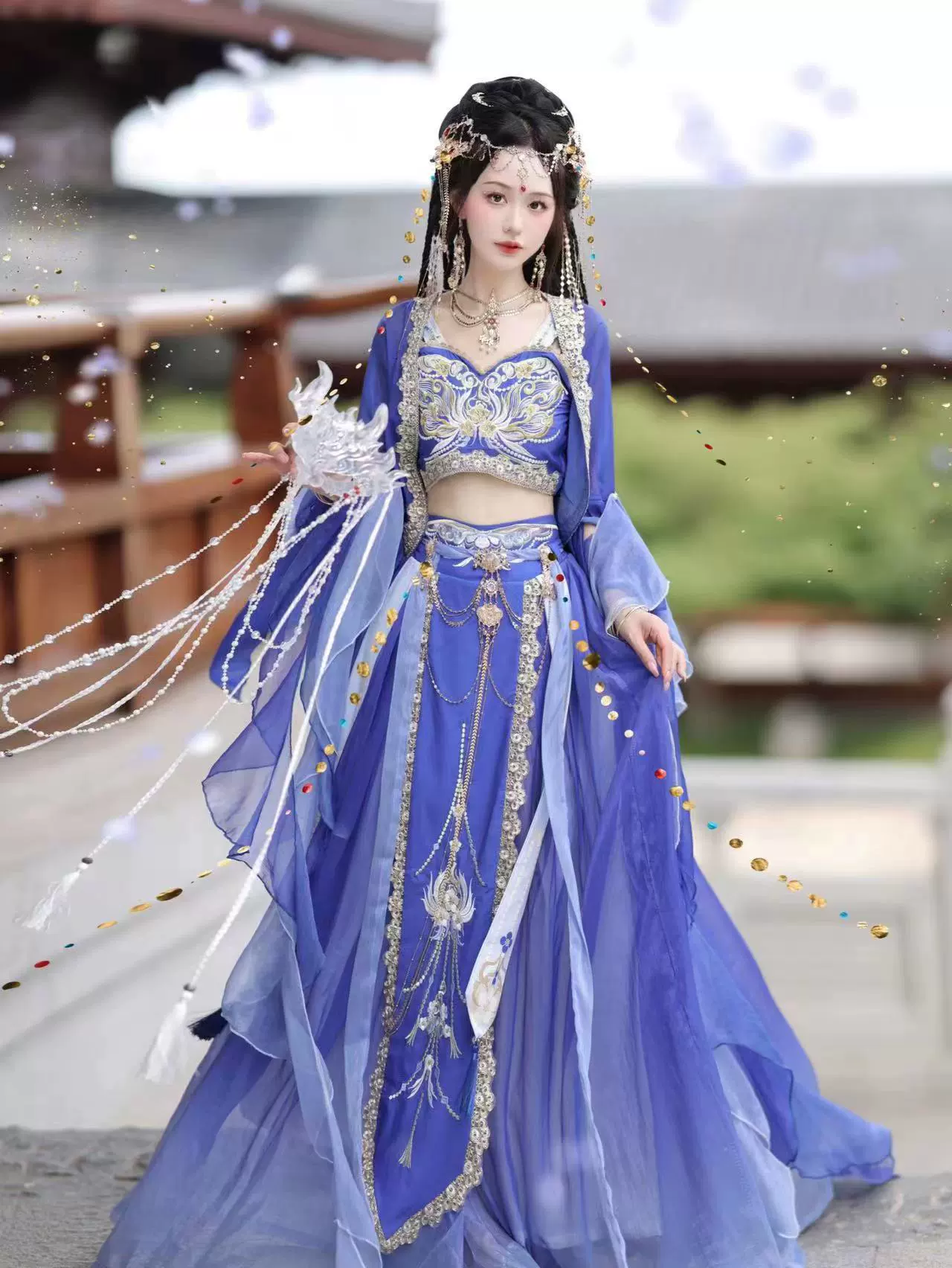 Оригинальный Дуньхуан Экзотический стиль Ханьфу Тяньчжу Принцесса Западная Богиня Хань элемент Улучшенный древний костюм полный набор нового стиля