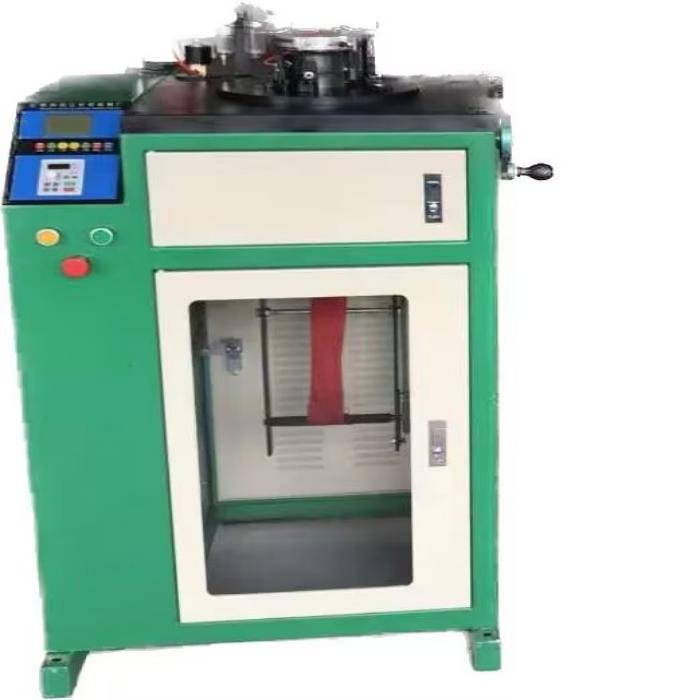Máquina CNC Automática para Fabricación de Esponjas de Acero