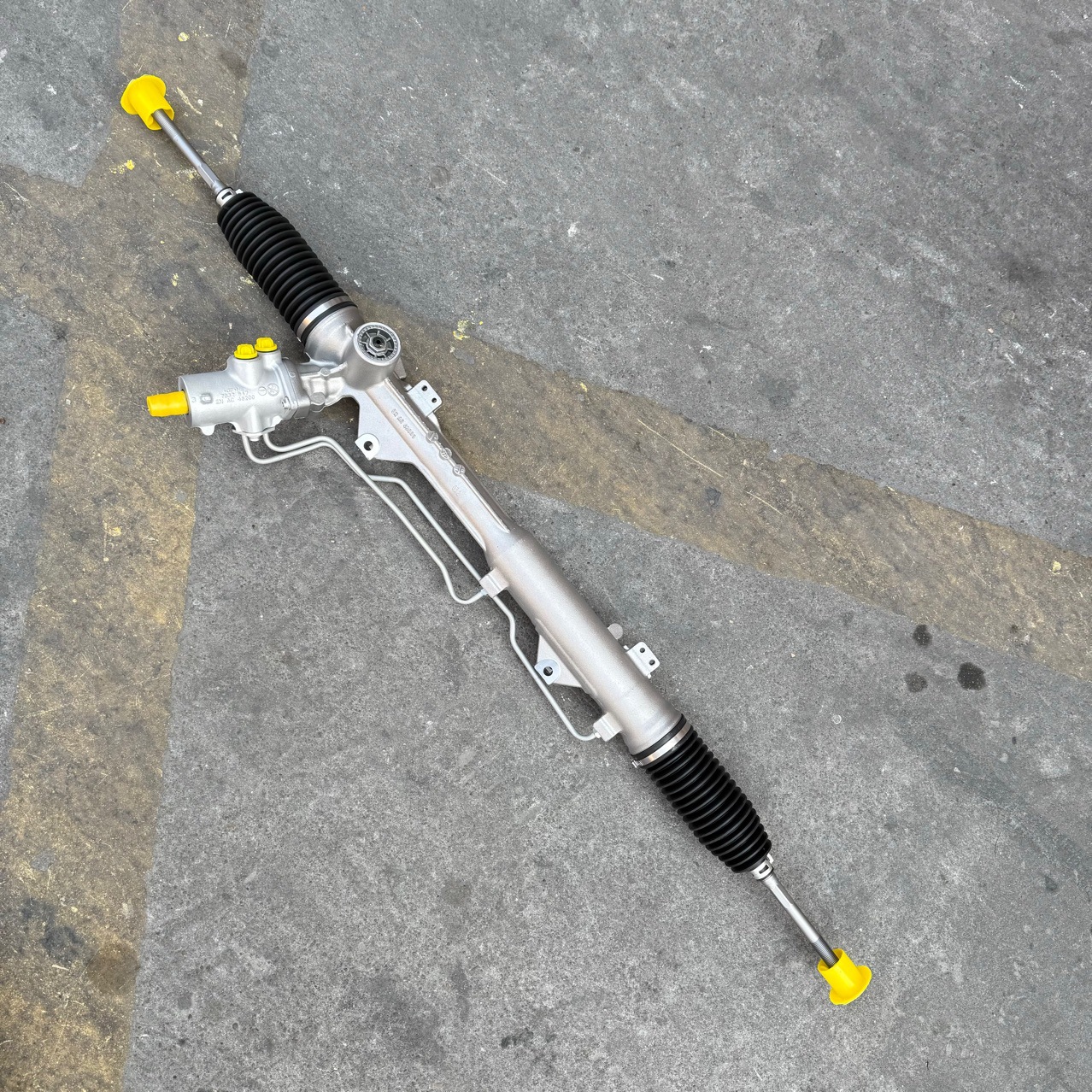 Suitable for Bmw E90 Steering Gear 32106863863 32106864490 32106864491