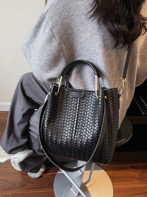 Bolso para mujeres 2025 nuevo retro transfronterizo viaje al trabajo bolso de cubo de alta sensación de tejido universal mochila de hombro