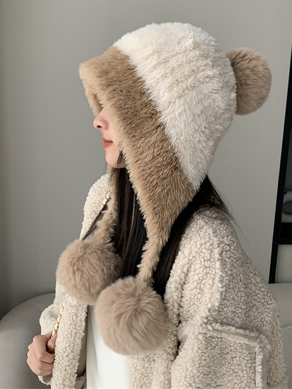 Peluche Lei Feng pour enfants, nouveau style automne-hiver, avec boule de fil suspendue épaissie en peluche ajoutée pour plus de chaleur et d'oreille_voghion.com