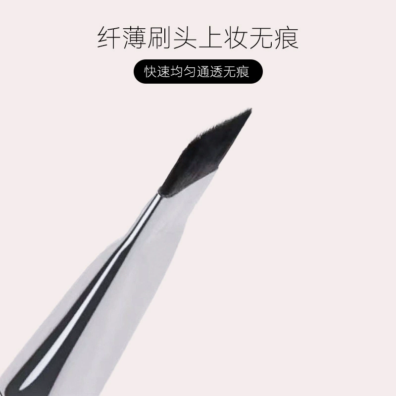 Foundation, makeup primer, brush, face mask, no trace