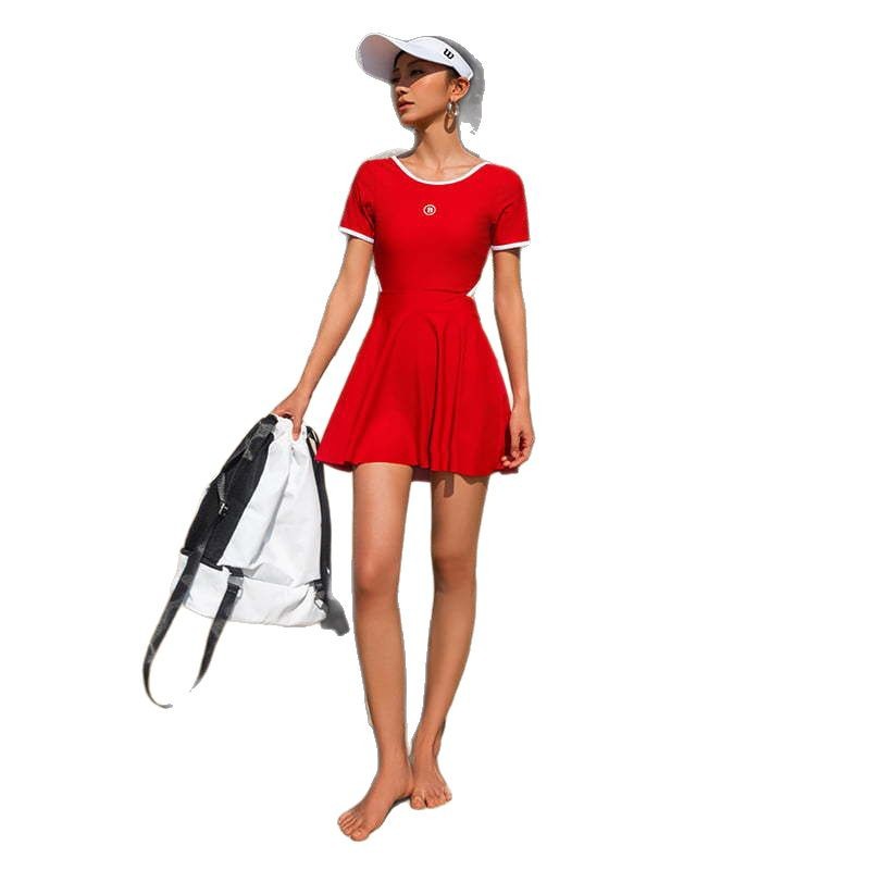 2025 nuevo traje de baño de una pieza para mujer, bóxer de gran tamaño, manga corta conservadora, aguas termales delgadas, vacaciones de ocio, surf, traje de baño