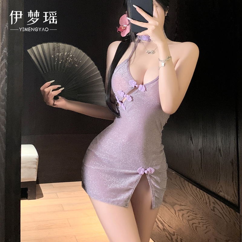 Yi Mengyao's New Luxury Lady Deep V Exposed Chest Oblique Placket Cheongsam Sexy Intimates Sexy Pure Desire See-Through Temptation Yi Mengyao's New Luxury Lady Deep V Exposed Chest Oblique Placket Cheongsam Sexy Intimates Sexy Pure Desire See-Through Temptation