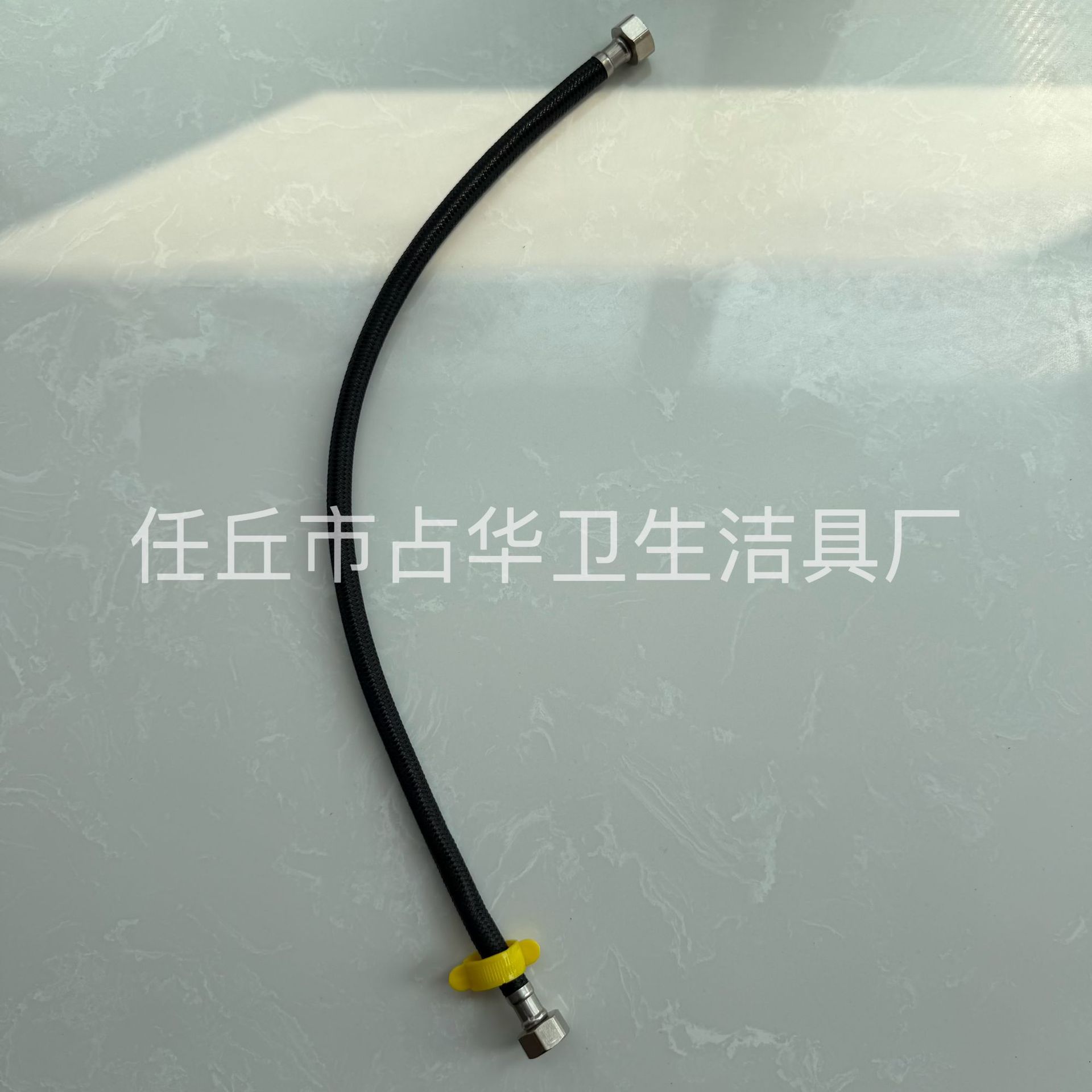 給水パイプ