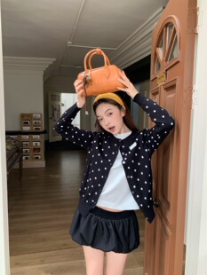 �m���к�ɫ���c�كɼ��L��ᘿ���Ů�＾�@�ݰٴ�chic����