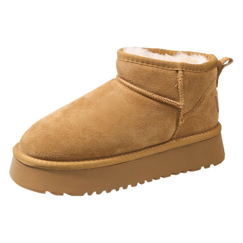 Botas de nieve para mujer 2023 Invierno nuevo estilo coreano plataforma casual de moda forrada de lana cálido slip-on zapatos acolchados de algodón para estudiantes