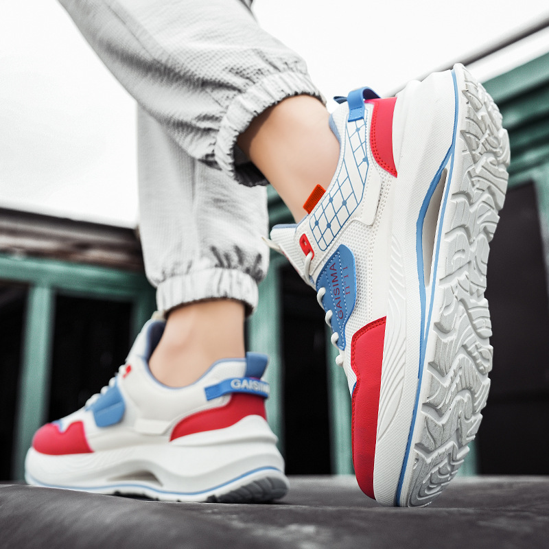 Zapatos de hombre 2025 nuevos zapatos deportivos para estudiantes zapatos casuales transpirables de malla zapatos de moda de suela suave 45 zapatos para correr al aire libre de gran tamaño