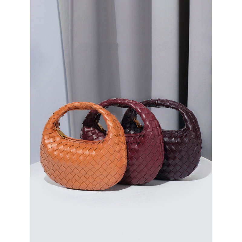 High-End Niche Design New Mini Dumpling Bag Fashionable Single Shoulder Chain Single Shoulder Crossbody Bag Versatile Handbag