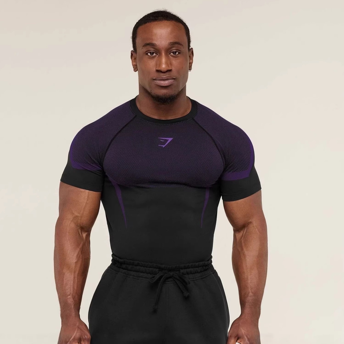 GYMSHARK Sports quick dry breathable elastic T-shirt for gym with a…