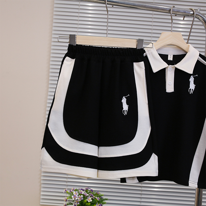 7246 Traje de camisa POLO para niños 2025 Verano Nuevo estilo Niños pequeños y medianos Traje de dos piezas de manga corta para niños