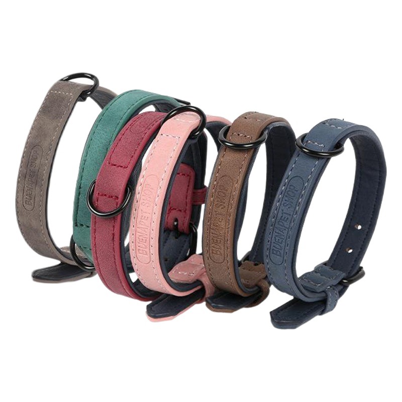 Venta caliente Cruz-frontera collar de perro PU collar de perro medio y grande collar de tracción collar de perro suministros en stock al por mayor