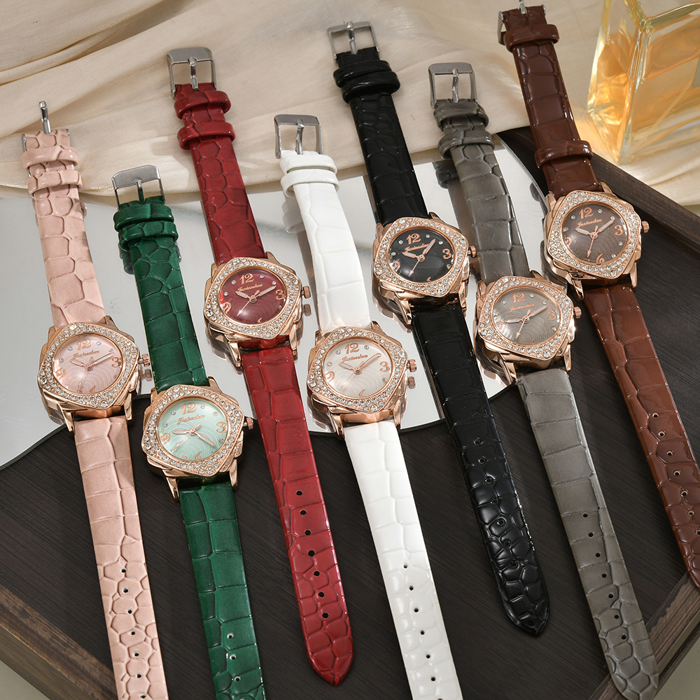 Niche Literary Watch for Female Students, Simple Forest Style Watch, High-Looking Rhombus Temperament Quartz Watch, Belt Watch for Women