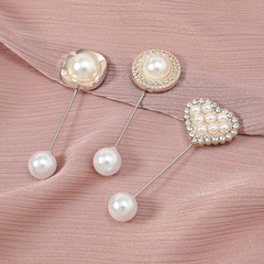 日韓新款圓形愛心珍珠鑲嵌防走光胸針領口純色別針一字針配飾批發