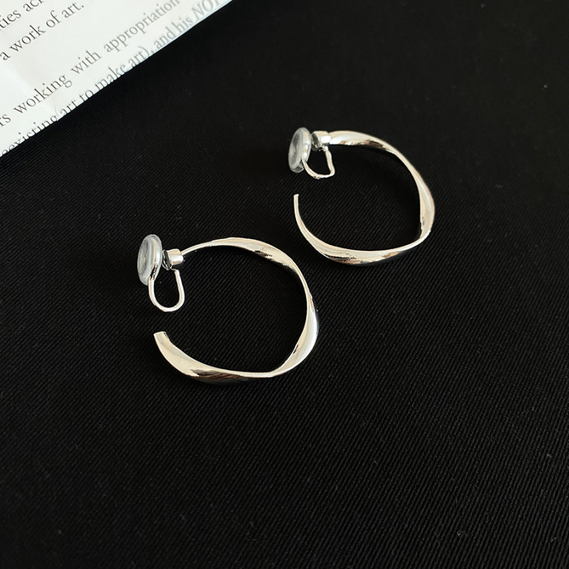 Clip de orejas - 3cm de plata