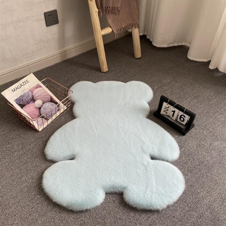 Ins Cute Bear Carpet Plush Decorative Carpet Bedroom Renovation Girl Heart Popular Kidsren's Room Bedside Floor Mat