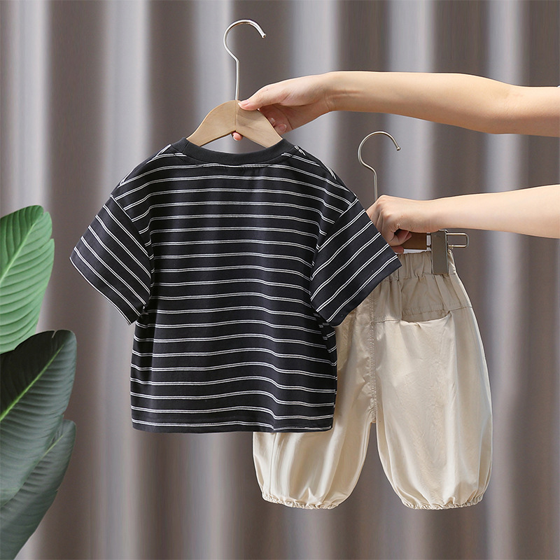 7369 Ropa para niños Traje de manga corta para niños Estilo de verano Estilo coreano Camiseta a rayas Moda para niños Traje de dos piezas de verano 5