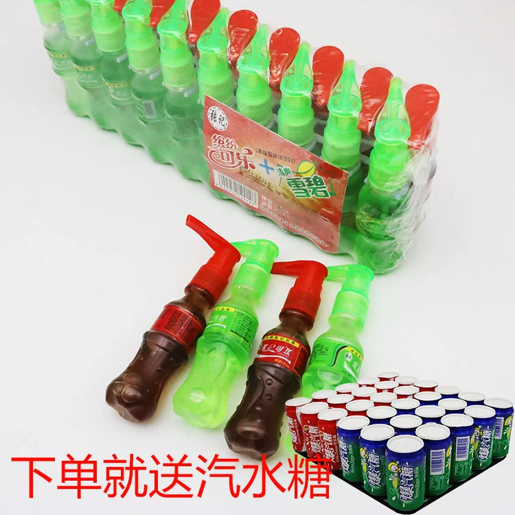 Маленькая спрайт кока-кола во рту, нажмите водяной пистолет, разбрызгивая игрушку, детство ностальгический напиток может пить и играть с содовой конфетой