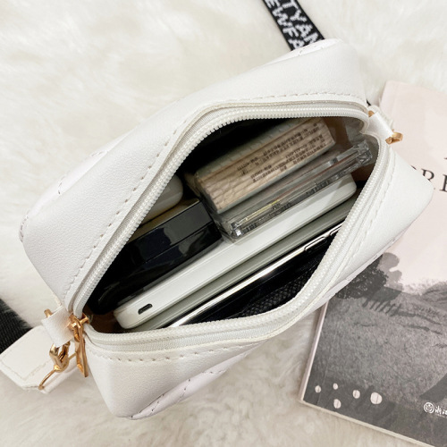 Women's Fashion Single Shoulder Bag  New Model, Printed Strap Camera Bag, Trendy and Personalized, Suitable for Export and Wholesale