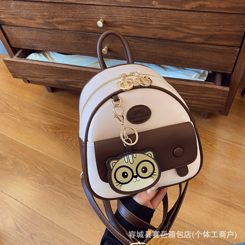 Cartoon Bear Cute Little Mochila ins Retro Fashion Mochila 2025 Verano Nuevo bolso de nicho de todo fósforo