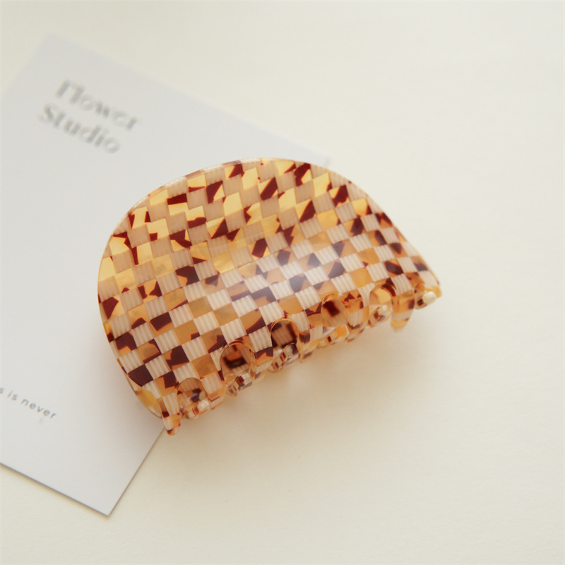 Lattice Pattern Women's Modern Style Classic Style Lattice Acetic Acid Sheets Polishing Hair Claws