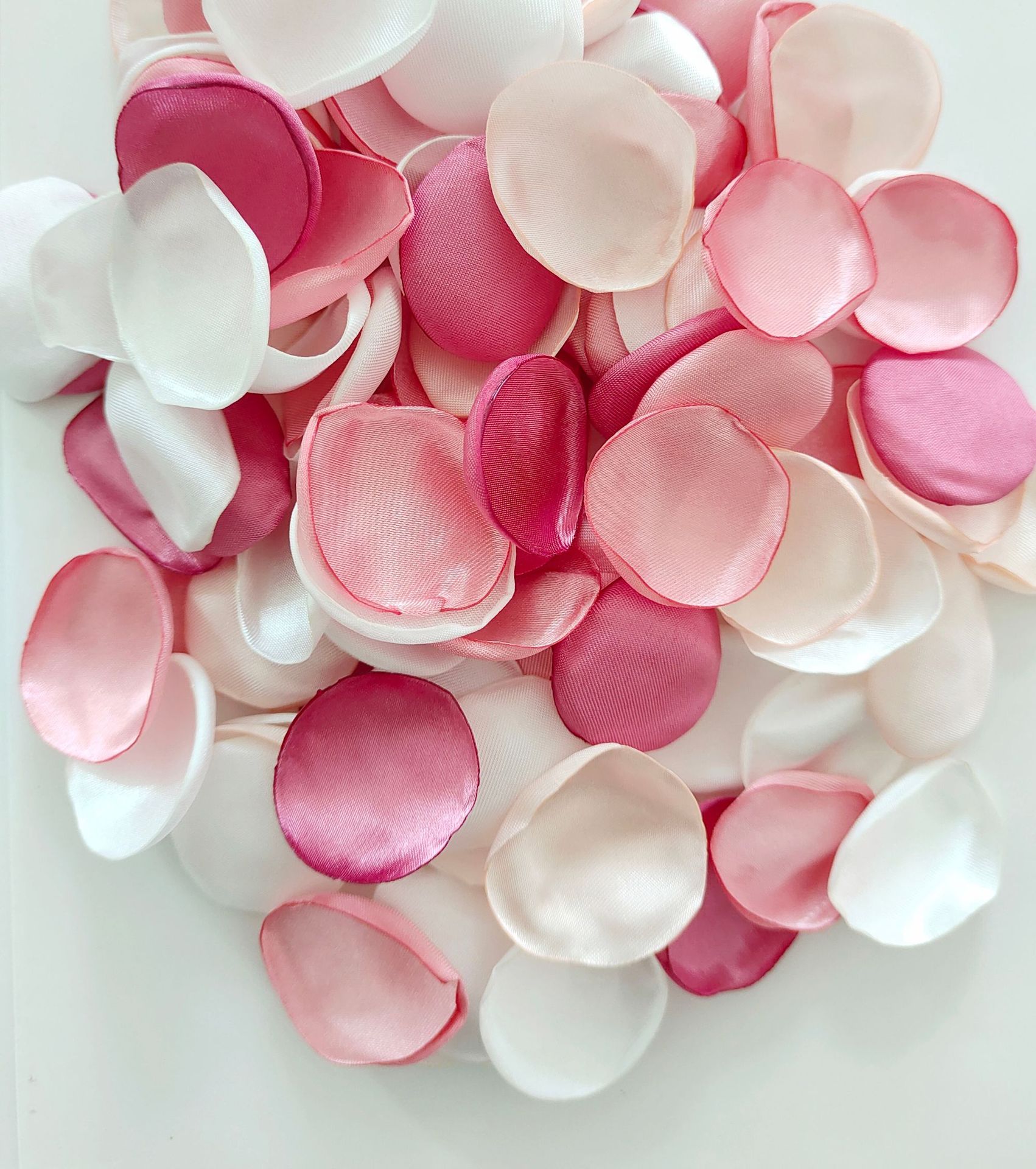 Organza de seda artificial pétalos de rosa boda luminosa crema dispersos pétalos decoración del partido DIY regalo