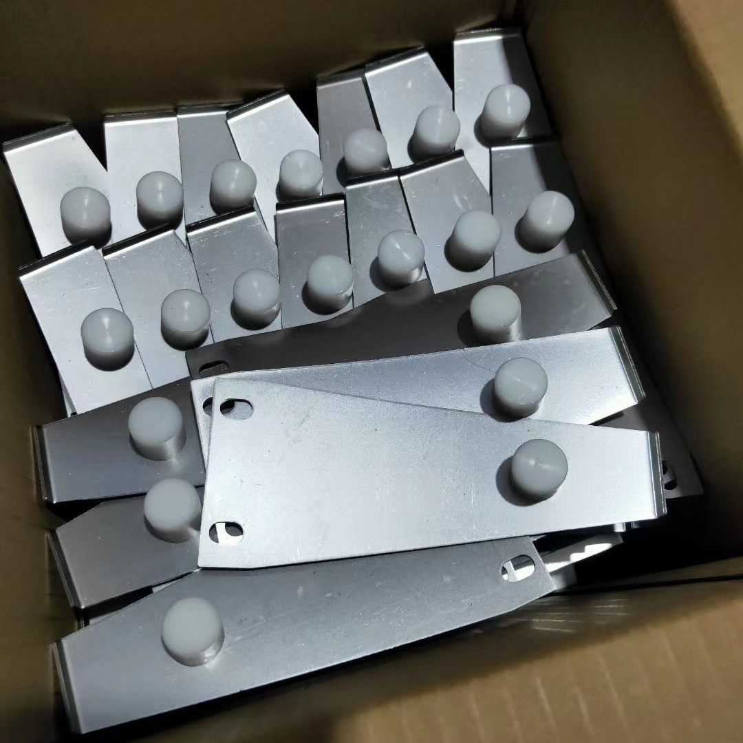 牙片    毛刷  清废针   自动啤清废挂钩