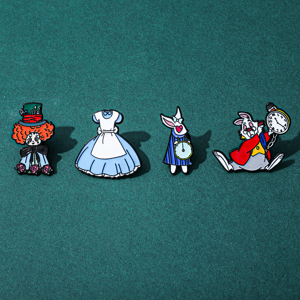 Animated Movie Character Peripheral Metal Badge Alice in Wonderland Pocket Watch Rabbit Alloy Brooch Accessories