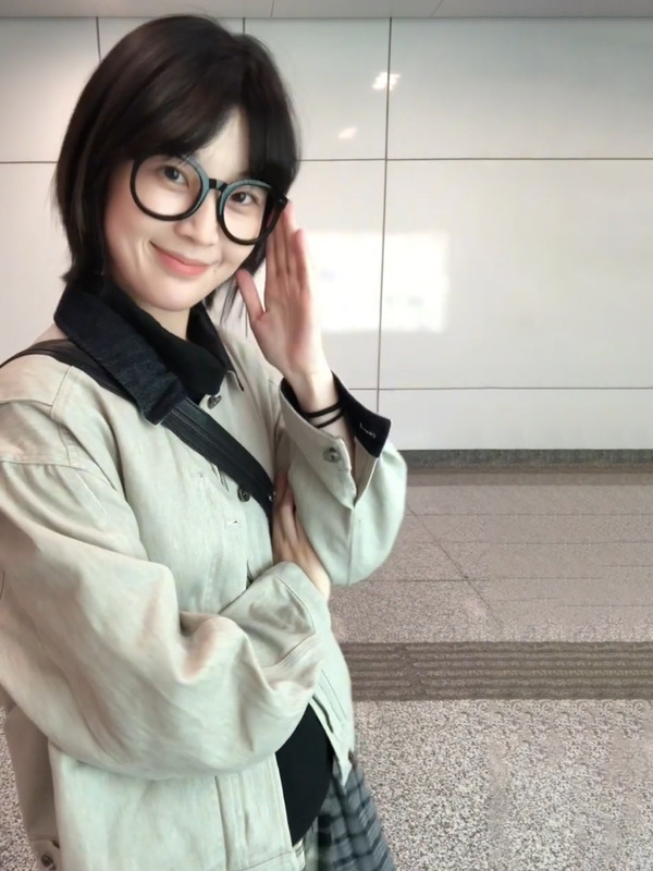 翻领拼接牛仔外套女秋季新款复古显瘦宽松短款小个子夹克上衣|undefined