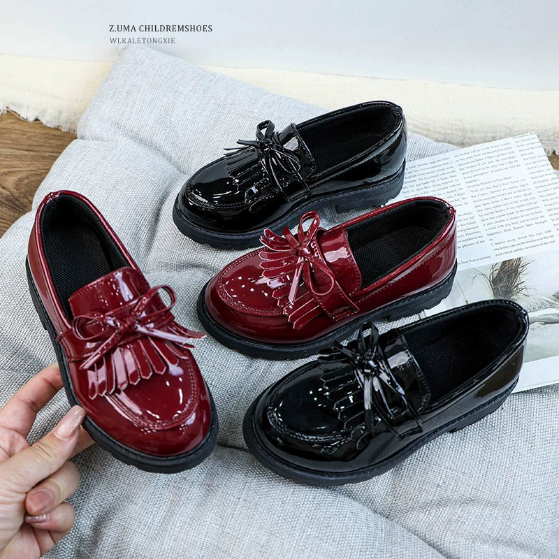 2025 Весенние детские маленькие кожаные туфли Принцесса Обувь Академия Стиль Девушки Шоу Детские Девочки Британские Обуви