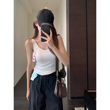 �ڴ���⴩����ɣ��˿���ص����ݴ�ױ���Ů����2026�¿�H032113