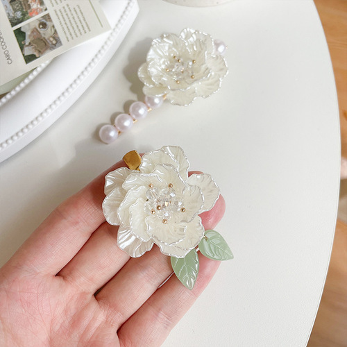 French romantic fairy mountain tea flower hair clip for women, retro side bang clip, high-end temperament hair accessory clip