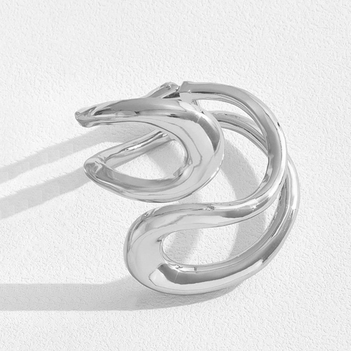 Joyería transfronteriza europea y americana, gargantilla multicapa de nicho simple y moderna, collar único de hueso de serpiente exagerado
