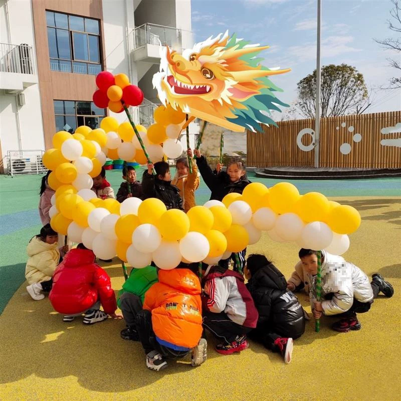 Воздушный шар с пузырьковым драконом, танцевальный реквизит дракона для темы «Год Дракона», креативное танцевальное представление дракона для детей на открытом воздухе.