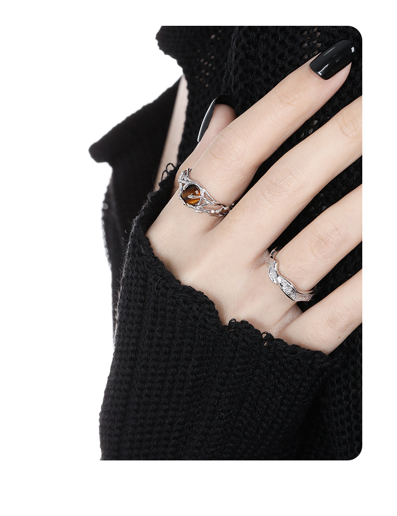 Sterling Silver Simple Style Classic Style Inlay Solid Color Crystal Rings display picture 4