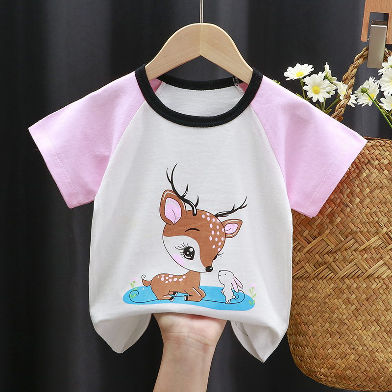 I034-Cute deer