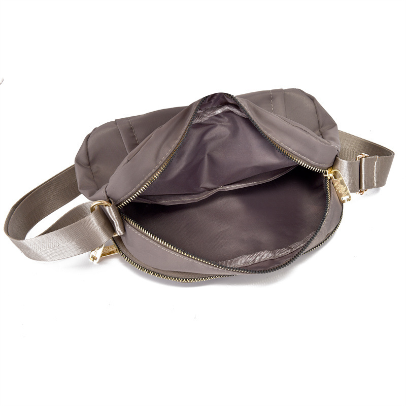 Bolsa de mensajero de tela Oxford para mujer 2023 nueva primavera de mediana edad para mujer bolsa de viaje de gran capacidad hombro nylon madre bolsa todo a juego