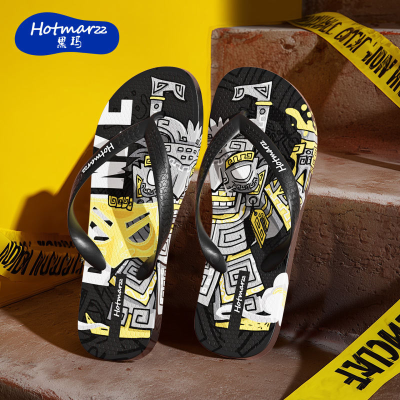 Hotmarzz Black Men's Flip-Flops New Style Non-Slip Casual Cool Slippers Wear-Resistant Outdoor Beach Slippers
