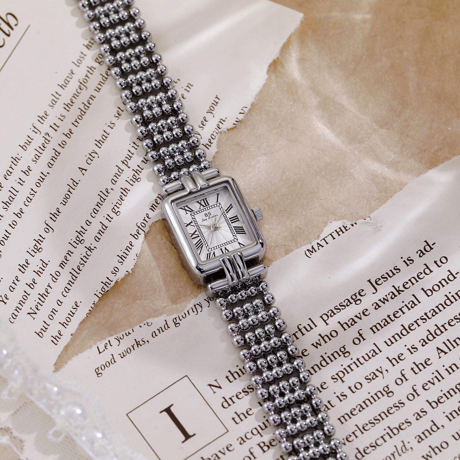 45g Weight Tempered Glass Mirror Material Alloy Strap Material Watch Classification Pointer Display Type Jewelry Buckle Buckle Style Rectangle Dial Shape Casual, Daily Occasion Quartz Movement Solid Color Pattern Women's Gender Elegant Style Elegant Solid Color Jewelry Buckle Quartz Watch Women's Watches 3